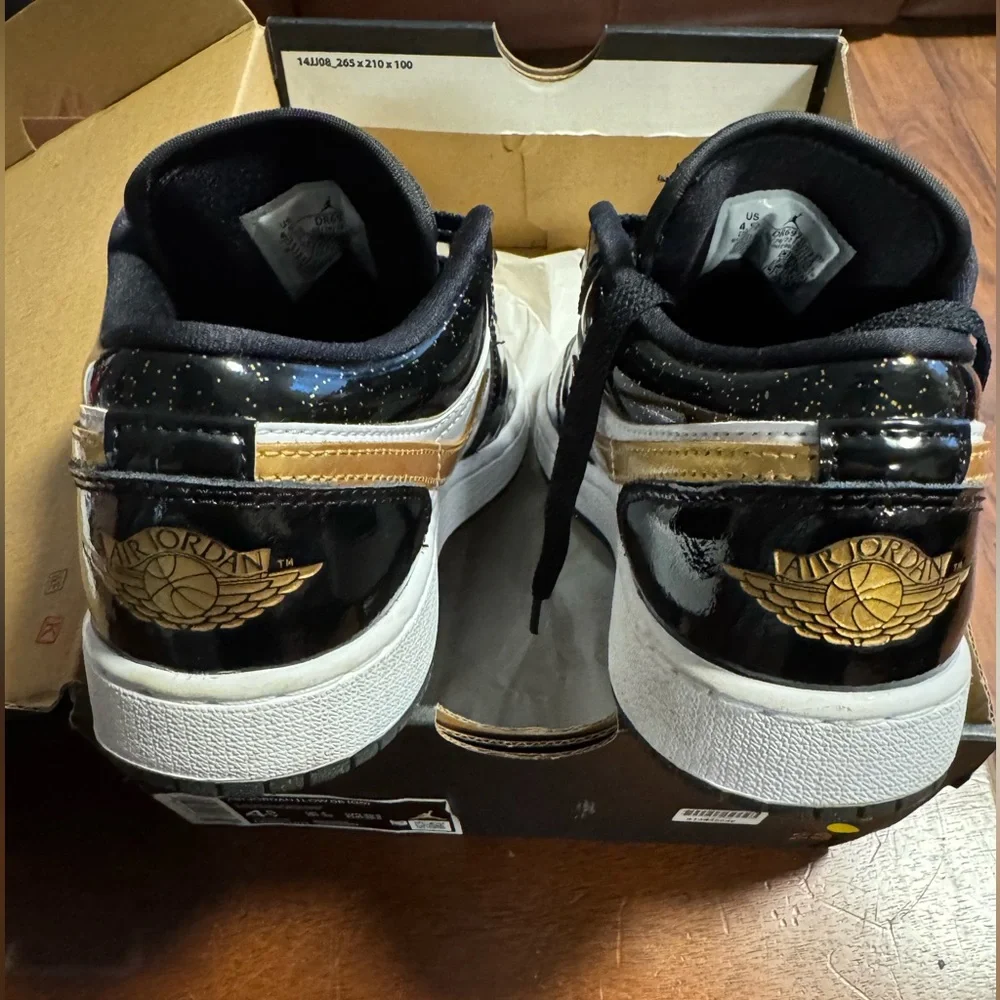 Air Jordan 1 Mid SE GS Gold Toe Sz 4.5 Youth